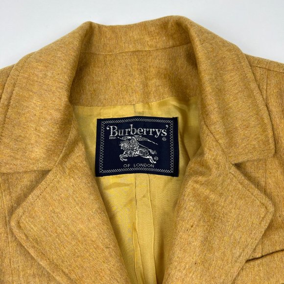Vintage Burburry Blazer - Picture 4 of 5